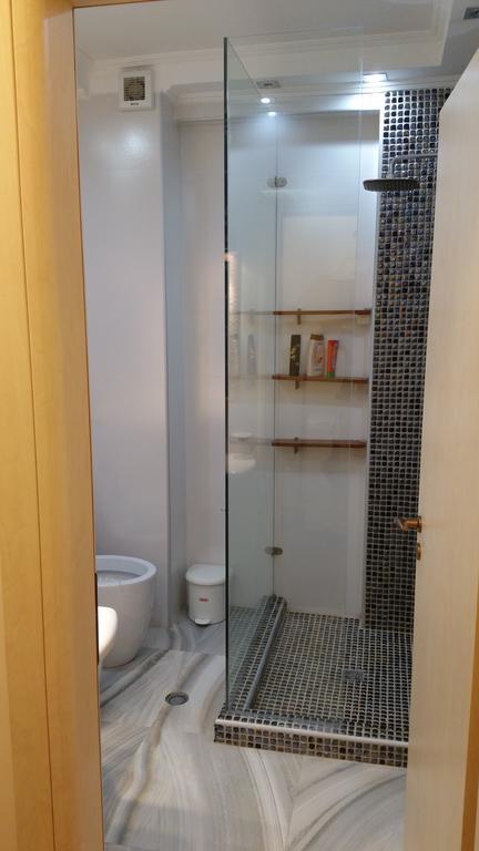 Laura'S Home Дуррес Экстерьер фото